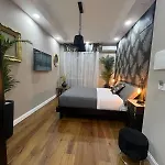Caffe Retro' 3* 시스테르나 디 라티나