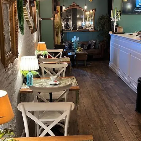 Caffe Retro' Bed & Breakfast