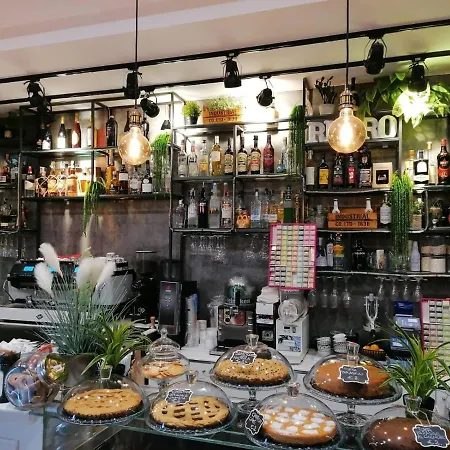 Caffe Retro' 3* צ'יסטרנה די לטינה