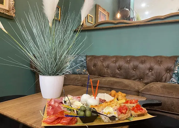 住宿加早餐酒店 Caffe Retro' 3*