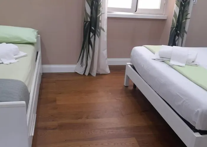 Caffe Retro' Чистерна-ди-Латина