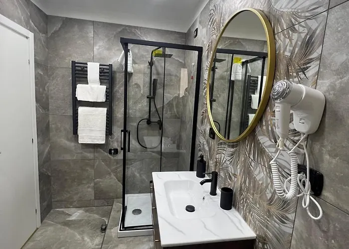 Caffe Retro' 住宿加早餐酒店 奇斯泰尔纳迪拉蒂纳